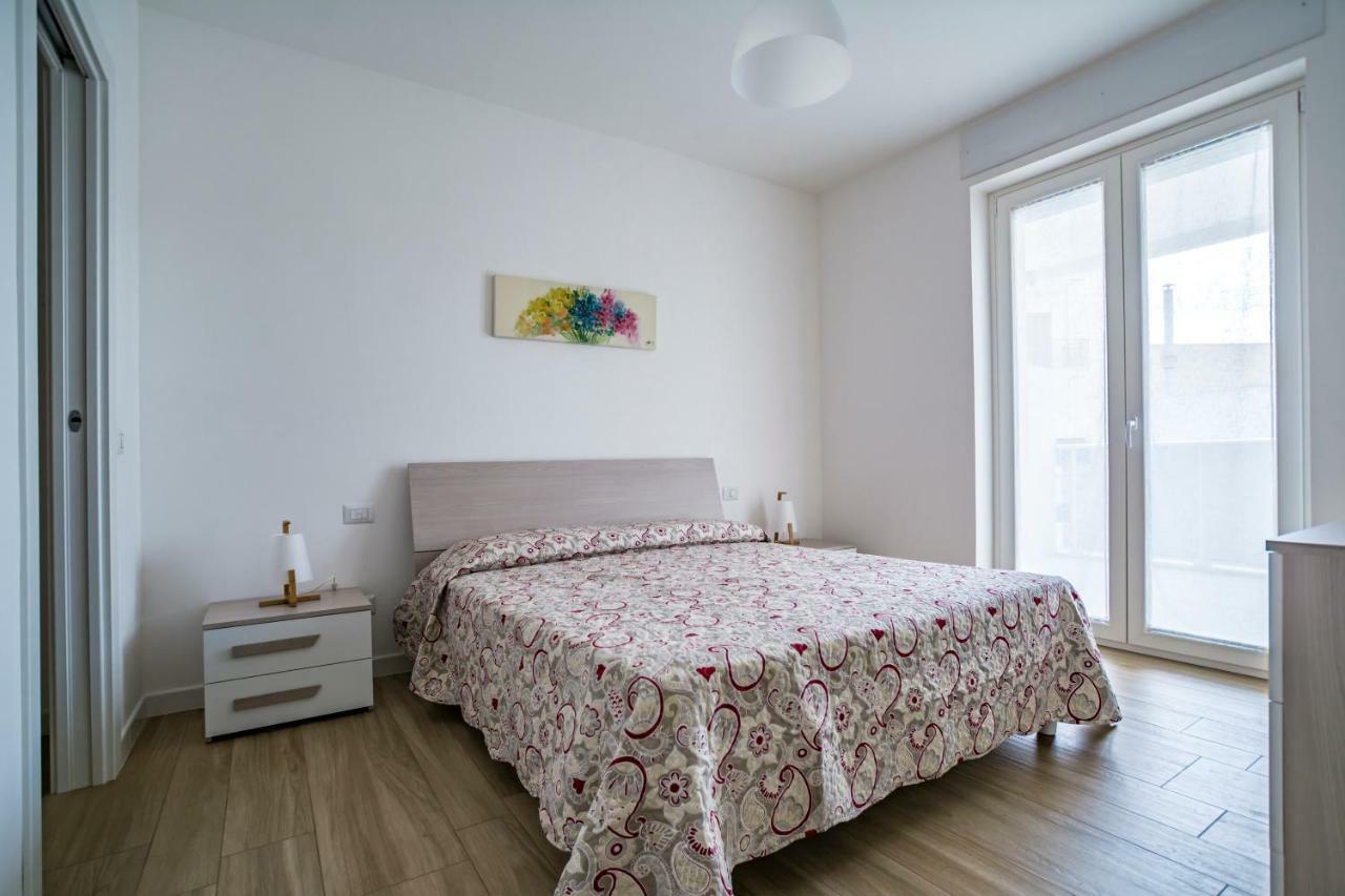 Wepuglia - La Casa Del Cardinale Apartment Monopoli Bagian luar foto