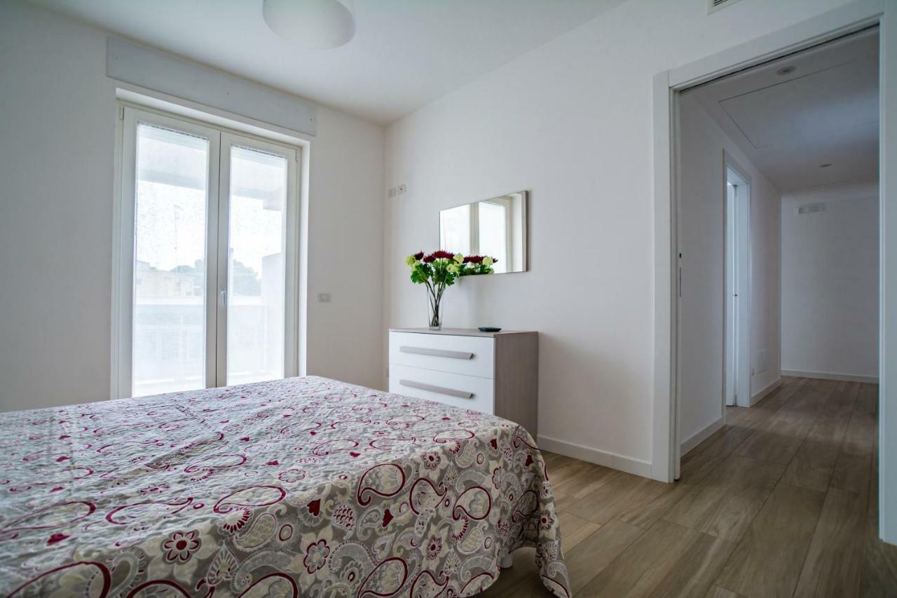 Wepuglia - La Casa Del Cardinale Apartment Monopoli Bagian luar foto