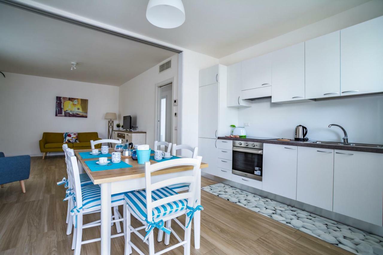 Wepuglia - La Casa Del Cardinale Apartment Monopoli Bagian luar foto