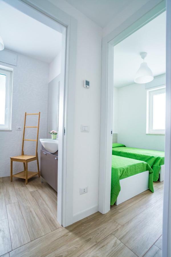 Wepuglia - La Casa Del Cardinale Apartment Monopoli Bagian luar foto